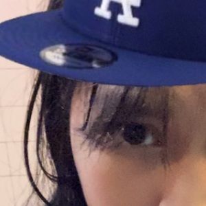 Meet your Posher, Violeta